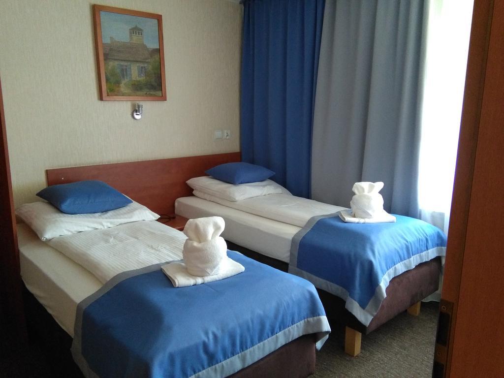 Hotel Pomorski ビィドゴシュチュ エクステリア 写真